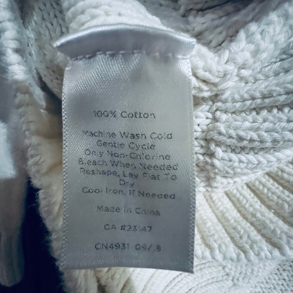 Talbots anchor design‎ sweater button details, size medium - Picture 6 of 6